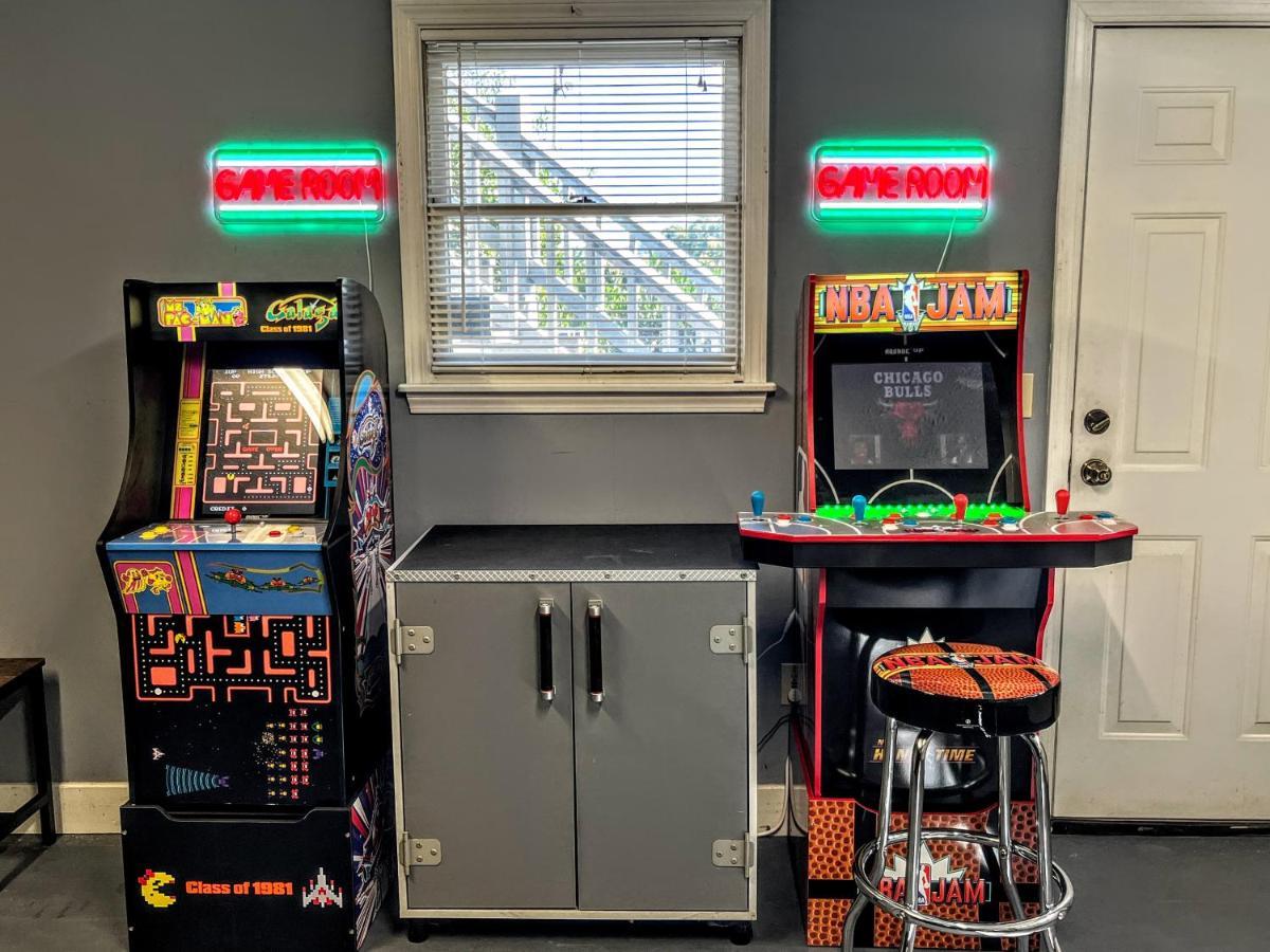 Ole Smoky Bnb - Game Room, Hot Tub, Mtn Views! Pigeon Forge Buitenkant foto