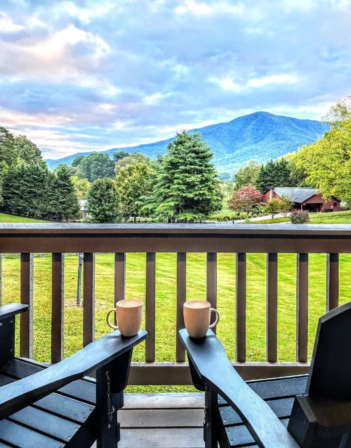 Ole Smoky Bnb - Game Room, Hot Tub, Mtn Views! Pigeon Forge Buitenkant foto