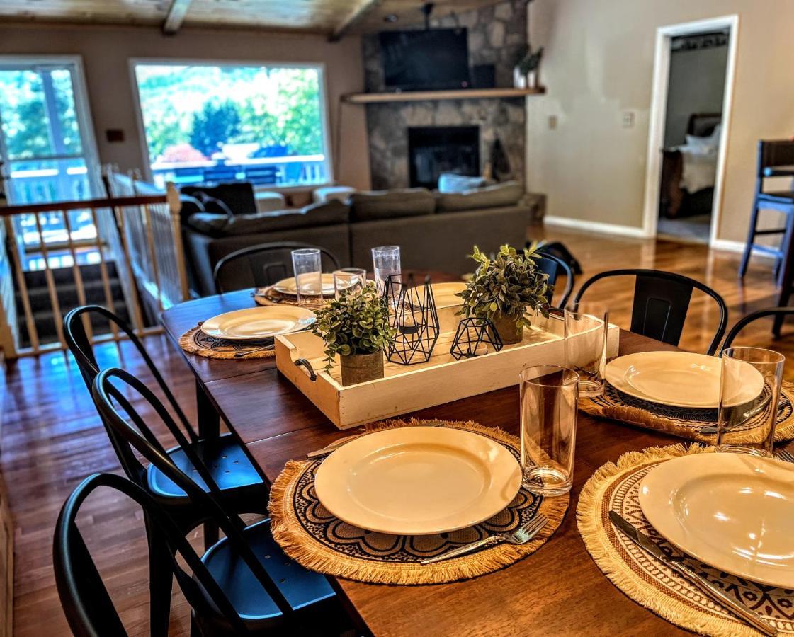 Ole Smoky Bnb - Game Room, Hot Tub, Mtn Views! Pigeon Forge Buitenkant foto