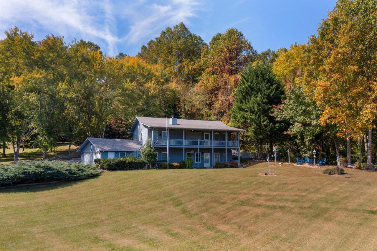 Ole Smoky Bnb - Game Room, Hot Tub, Mtn Views! Pigeon Forge Buitenkant foto
